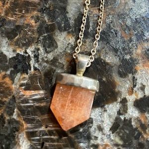 Silpada sunstone necklace